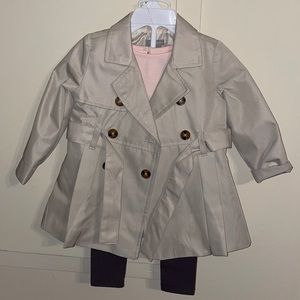 Tahari Trench coat w/Matching set